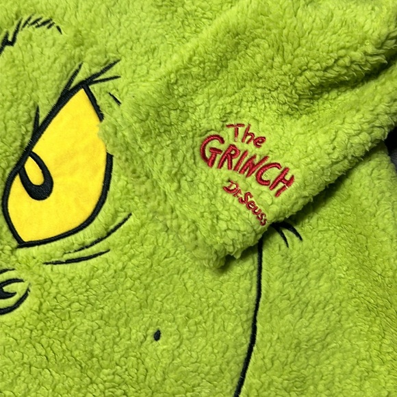 🎅🎄The Grinch Crewneck Pullover Sweater NWOT🎄🎅 - Picture 3 of 7
